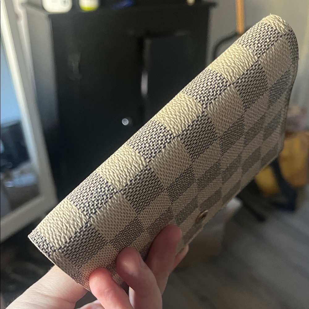 Louis Vuitton Damier Azur Agenda in Cream and Gray preloved - Picture 5 of 6